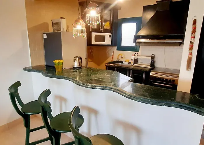 شقة La Hacienda Two Bedroom Ras Matarma