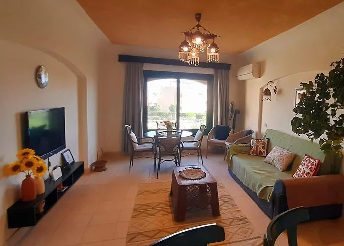 La Hacienda Two Bedroom Ras Matarma *